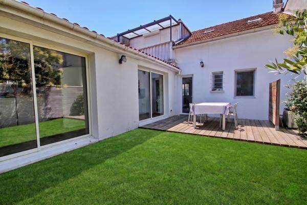 Bacalan, maison 4 chambres de 117m² avec jardin proche tramway B