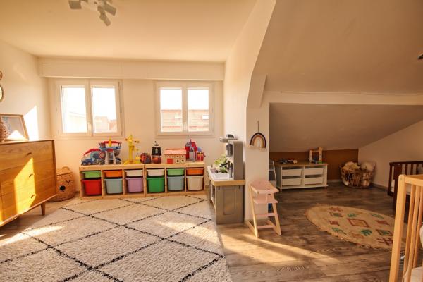 Bacalan, maison 4 chambres de 117m² avec jardin proche tramway B