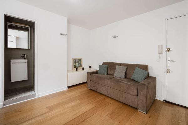 Appartement Paris 16 e - ARC DE TRIOMPHE / CHAMPS-ÉLYSÉES