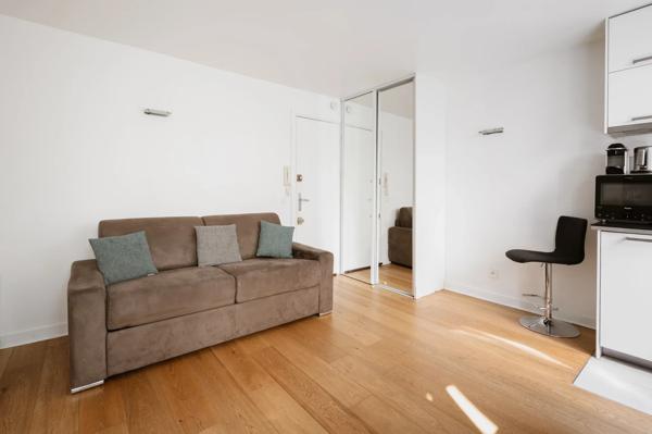 Appartement Paris 16 e - ARC DE TRIOMPHE / CHAMPS-ÉLYSÉES