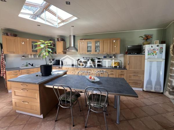 Belle maison de village avec piscine