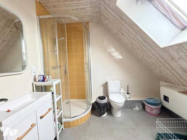 Maison familiale avec 5 chambres et jardin à Donges