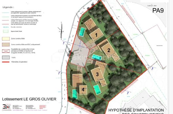 Terrain de 1 121 m²