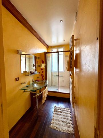 Appartement Courbevoie 5 pièce(s) 111 m2