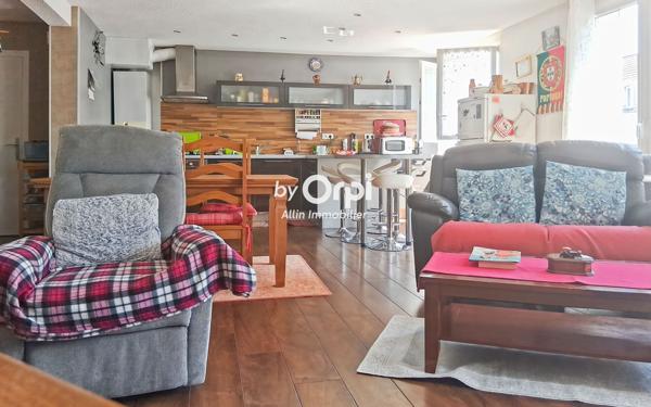 Appartement à vendre    4 pièces • 78,96 m2 Commentry