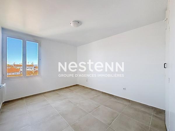 Appartement climatisé et rénové 3 pièces à louer au dernier étage - Perpignan