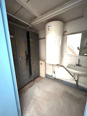 Local commercial 106 m² BRON