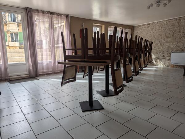 Restaurant au coeur du centre historique avec magnifique terrasse