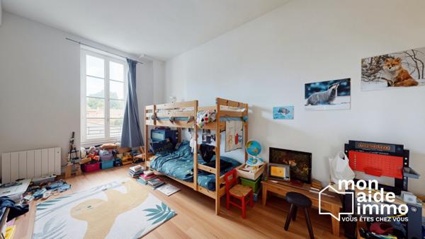 Bel appartement T4 de 124.27m² offrant de beaux volumes