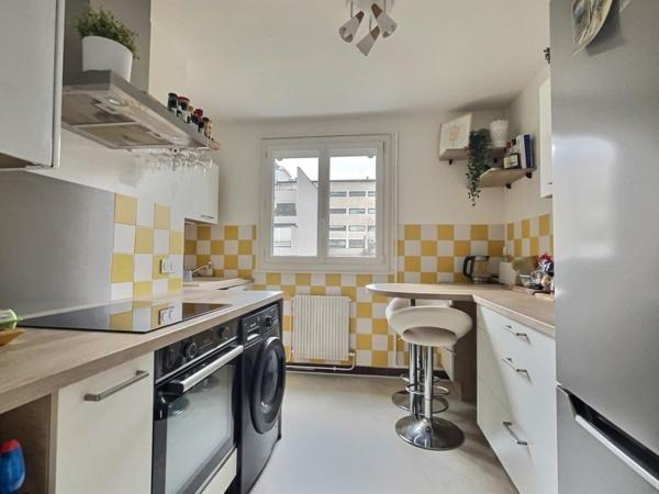 Appartement à vendre |                                       Caluire-et-Cuire |                                        3 pièces  |  63,8 m²