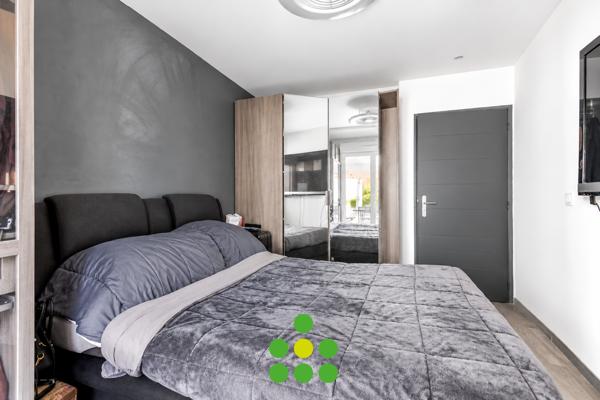 Maison
         7 pièces
        - 128 m² Bien prestige 500 000 €*