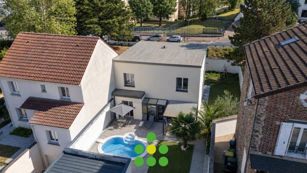 Maison
         7 pièces
        - 128 m² Bien prestige 500 000 €*