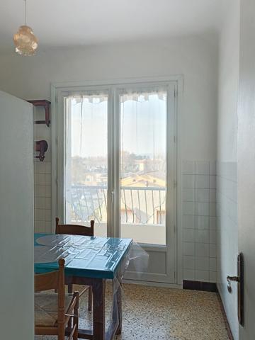 A LOUER APPARTEMENT MEUBLE RESIDENCE SECURISEE SUR PIERRELATTE