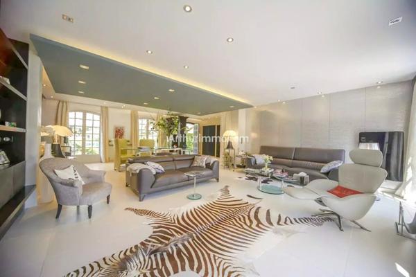 Vente Villa 7 pièces 188 m2 à Corenc