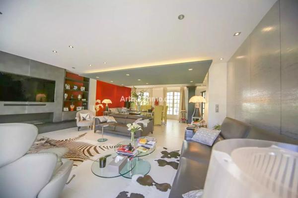 Vente Villa 7 pièces 188 m2 à Corenc