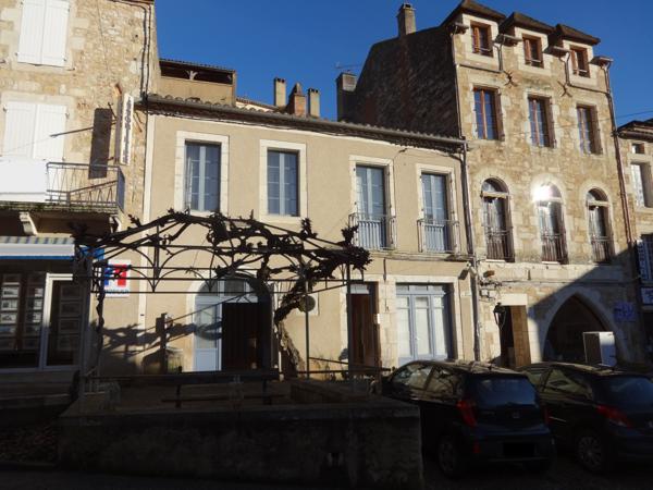 Maison 7 pièces - 180 m² Exclusivité efficity