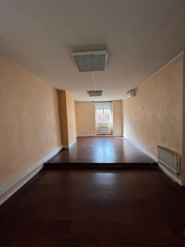 Local commercial · Location Tarare (69170) 70m²