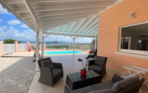 Maison à vendre    4 pièces •  Les Trois-Îlets
