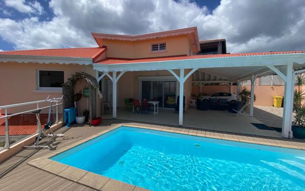 Maison à vendre    4 pièces •  Les Trois-Îlets