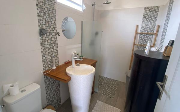 Maison à vendre    4 pièces •  Les Trois-Îlets