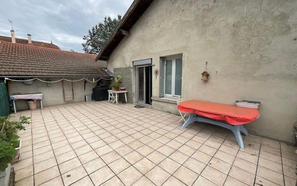 Appartement à vendre    5 pièces • 106 m2 Béligneux