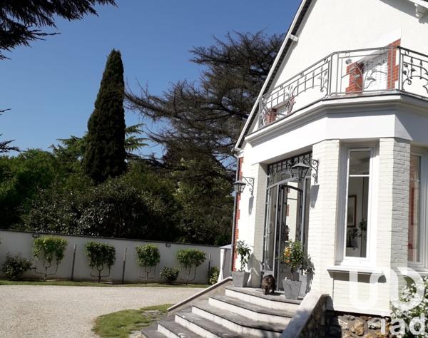 Maison à vendre 6 pièces 203 m² Argent-sur-Sauldre