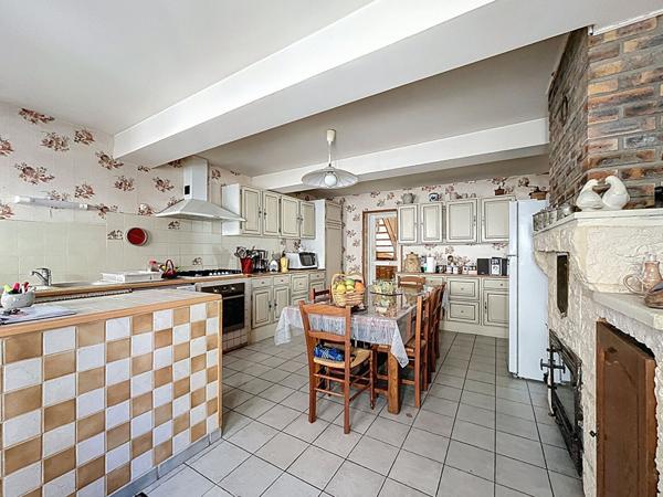 Achat maison Sennecey-le-Grand - 6 pièce(s) - 180 m² - 99 000 €