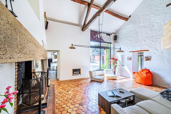 Corps de ferme de Charme