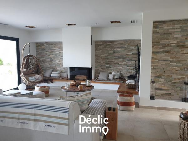 Vente maison La gaude, 201m² 5 pièces 1 190 000€ avec piscine