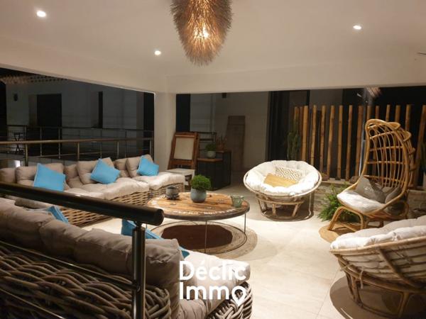 Vente maison La gaude, 201m² 5 pièces 1 190 000€ avec piscine