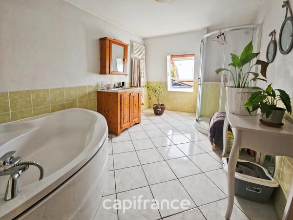 Maison familiale avec jardin & studio indépendant – Saint-André-de-Cubzac (Port de Plagne)