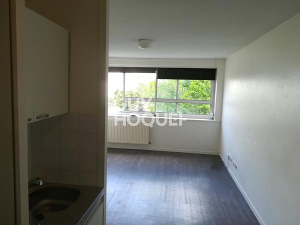 Lyon 7 : Investissez sans attendre ! Studio 22m² loué sans bail commercial