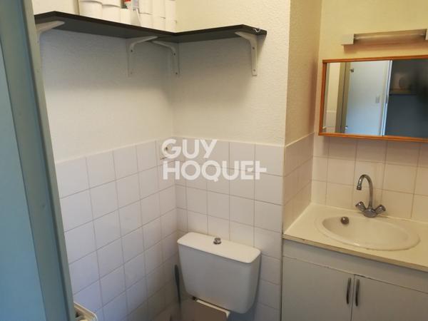 Lyon 7 : Investissez sans attendre ! Studio 22m² loué sans bail commercial