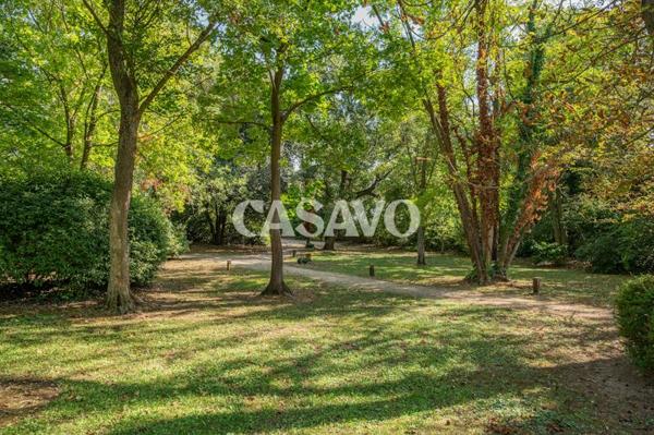 Vente Appartement 5 pièces de 121m² - 13540 Aix-en-Provence