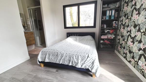 Maison d'architecte de 2019 - 195 m² - 5 chambres - DPE A - Terrain de 882 m²