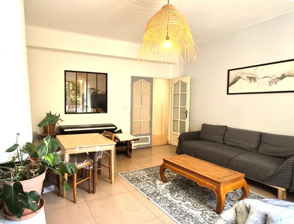 Appartement Marseille 4 pièce(s) 111.02 m2