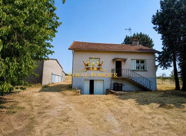 Vue sur la campagne, venez vous implanter dans ce pavillon  avec un hectare attenant