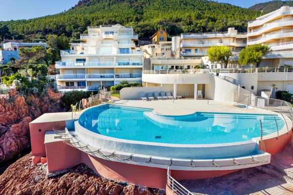 2 pièces de 52 m2 avec terrasse de 24 M2ILe Trayas-Saint raphael