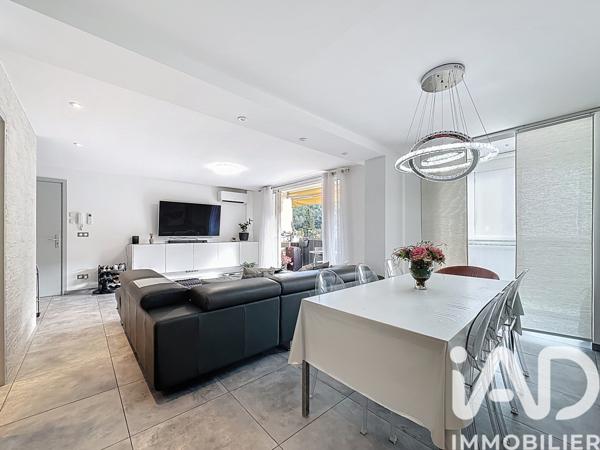 Appartement à vendre 4 pièces 90 m² Carnoux-en-Provence
