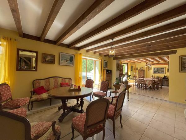 Immobilier Besançon (25000) – Gîte 518m2 – 882 000 €