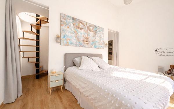 Maison à vendre    3 pièces • 113 m2 Milhaud