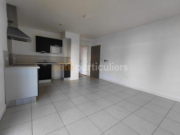 Vente
                Appartement41,47 m² - 2 Pièces -
                    LA ROCHELLE (17000)