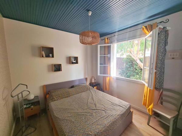 VILLA LES LÔNES- PROCHE PLAGES ET PORT DE SANARY A PIED