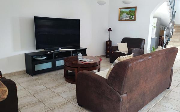 Maison à vendre    8 pièces •  Saint-Quentin-la-Poterie