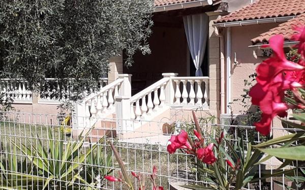 Maison à vendre    8 pièces •  Saint-Quentin-la-Poterie