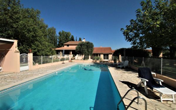 Maison à vendre    8 pièces •  Saint-Quentin-la-Poterie