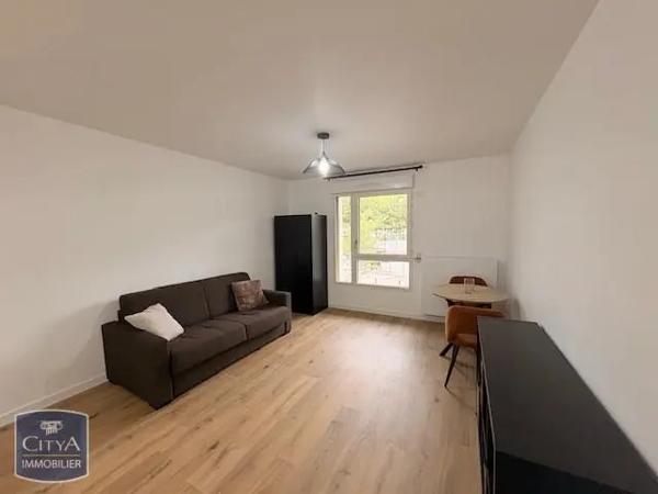 Appartement à louer 1 pièce 29.7m²