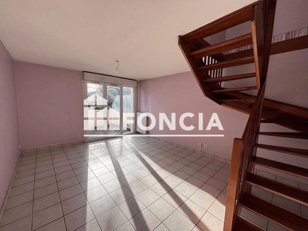 Location Appartement 3 pièces 69.98 m² - 23 ROUTE DE SOUCIEU - BAT 2 Brignais 69530