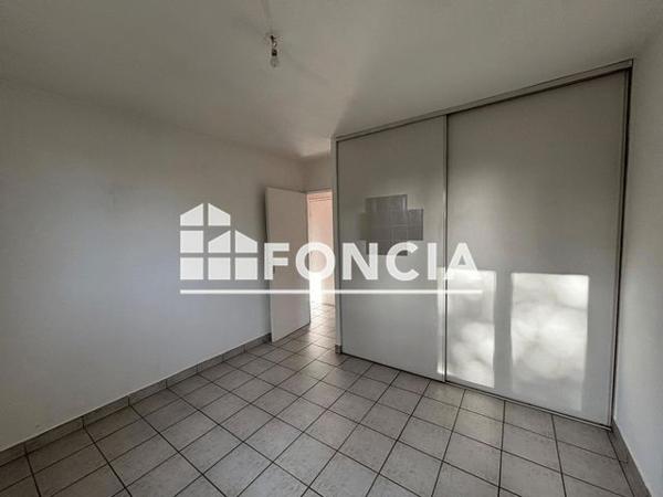 Location Appartement 3 pièces 69.98 m² - 23 ROUTE DE SOUCIEU - BAT 2 Brignais 69530