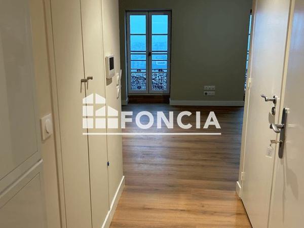 Location Appartement 2 pièces 42.9 m² - 3 RUE DU CHAT Angouleme 16000